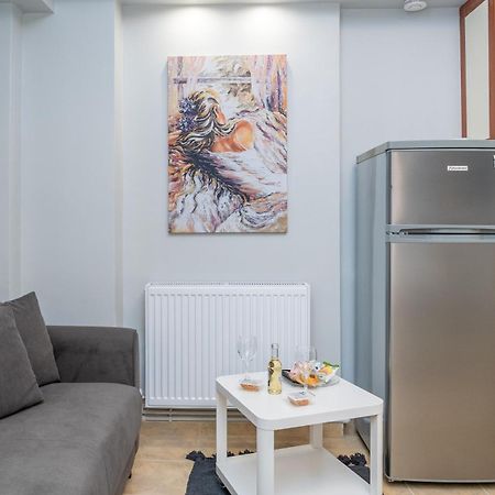 Naos Studio Thessaloníki Luaran gambar