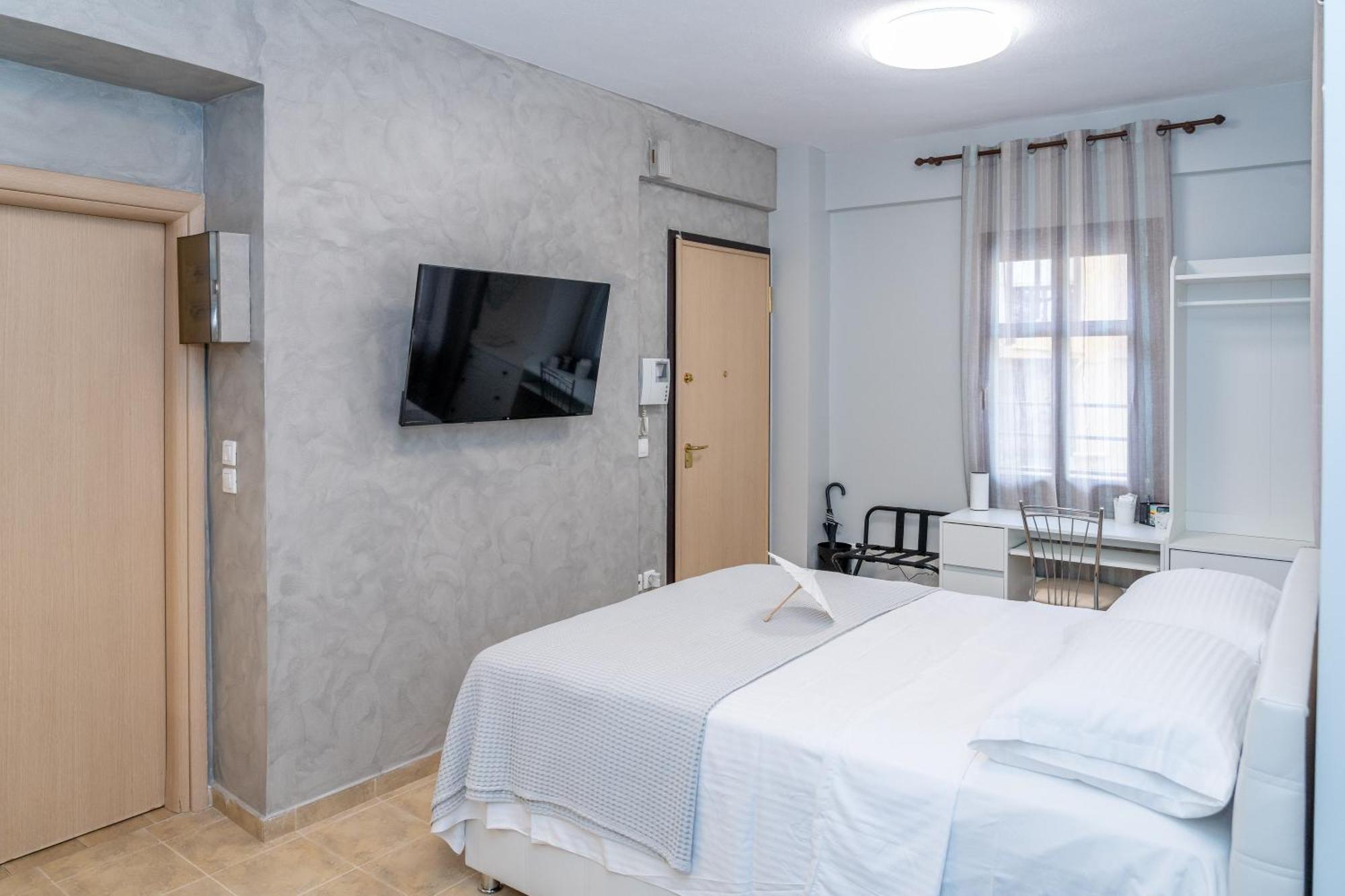 Naos Studio Thessaloníki Luaran gambar